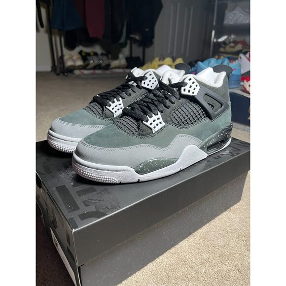 Size 8.5 - Air Jordan 4 Retro 2024 Fear NEW! FAST!